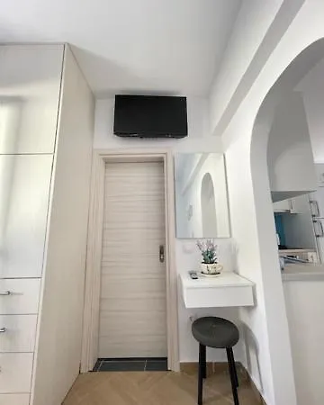Marena 1 Apart-hotel Makrýgialos